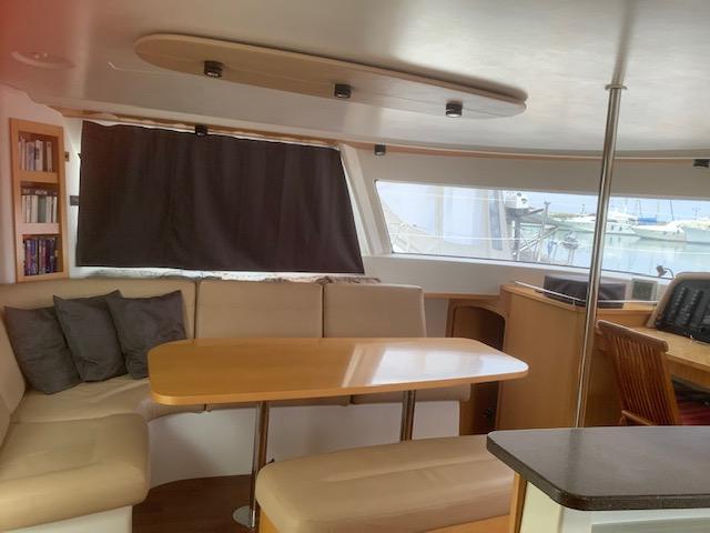 slider 44 Fountaine Pajot Salina 48